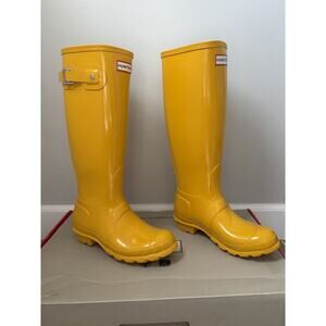 Women’s Tall Hunter Boots Yellow Shiny Size 6 New Rain Boots Bright Rubber